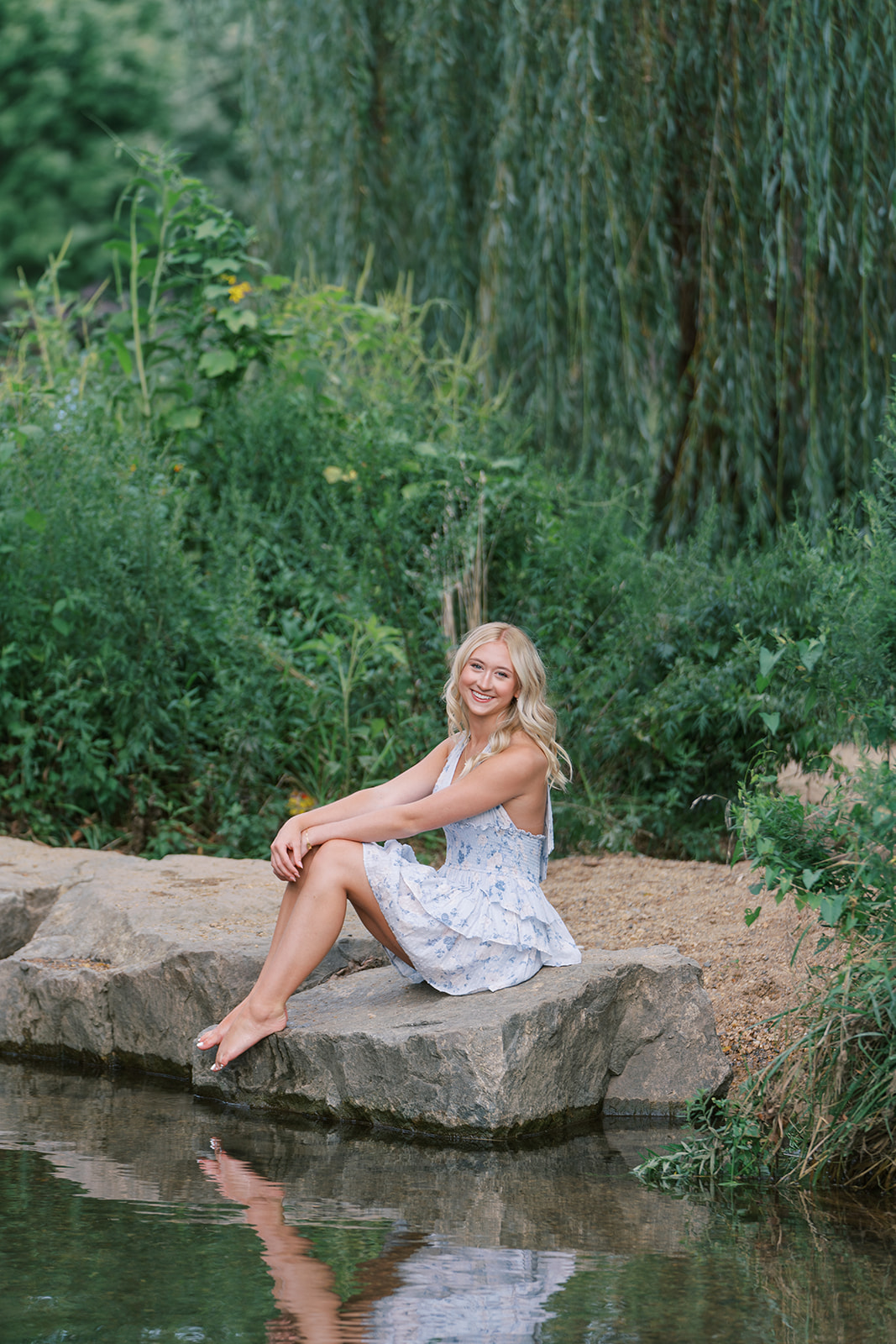 allentown rose garden senior photographer